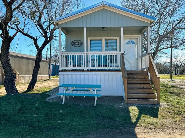 201 Rock Creek Rd Unit 39, Graford, TX 76449