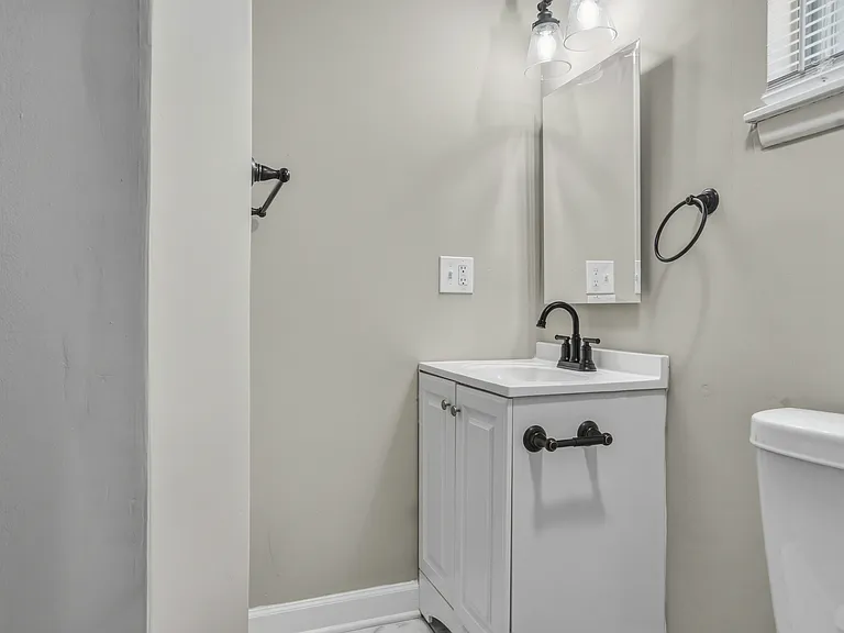 4907 N Fremont Ave — Photo 22