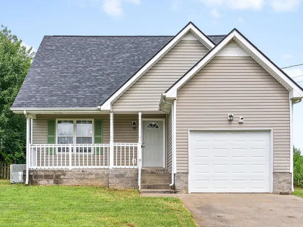 703 Artic Ave, Oak Grove, KY 42262