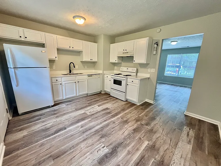 4244 Viewpoint Ln — Photo 7