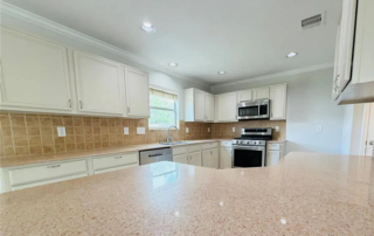 Building Photo - 18122 Rexine Ln