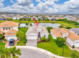 5896 Quailberry Ct, Loxahatchee, FL 33470