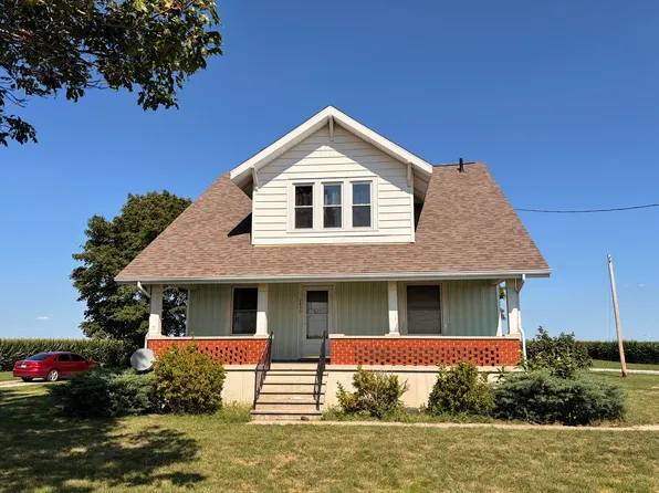 2430 Becker Rd, Woodburn, IN 46797
