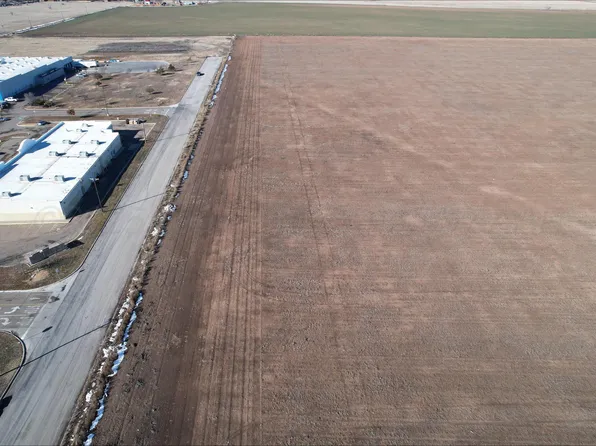 W 30th Ave, Pampa, TX 79065