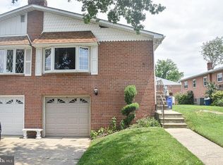 2207 Berwyn Pl, Philadelphia, PA 19115