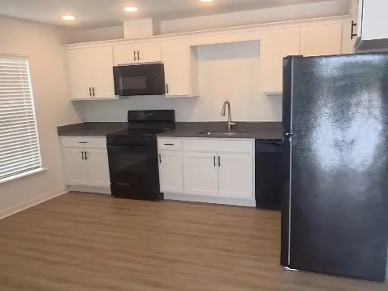 1065 Captiva Point — Photo 2