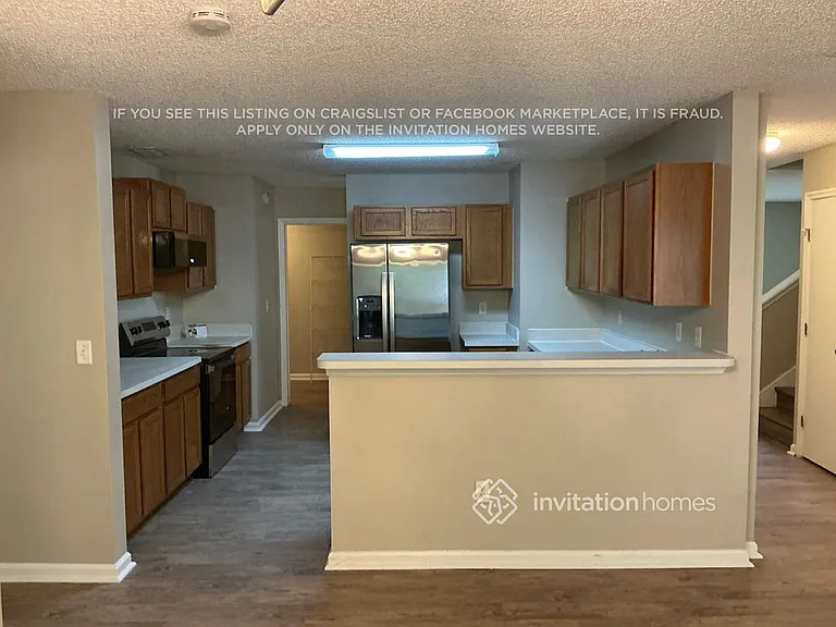 13581 Ashford Wood Ct E — Photo 10