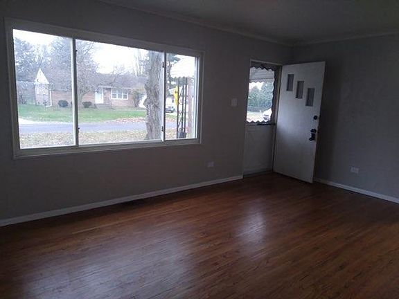 5th image of 5338 Sanders Dr