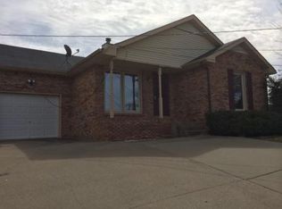 741 W Creek Dr, Clarksville, TN 37040