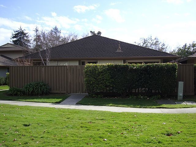 1st image of 141 Palo Verde Ter