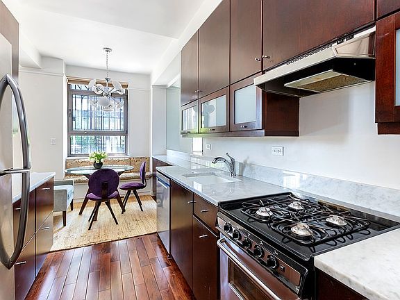 2nd image of 2 Beekman Pl #1B