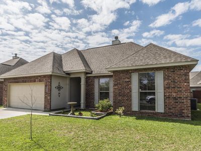 302 Spanish Moss Ln, Broussard, LA, 70518