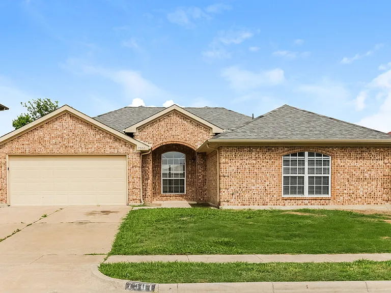 7501 Fossil Garden Dr — Photo 1