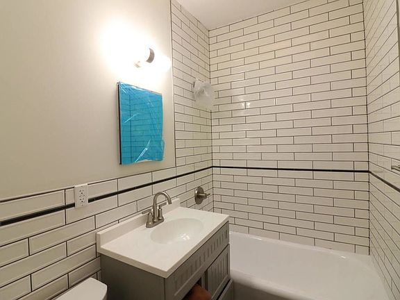 3rd image of 24-23 33rd St #2R