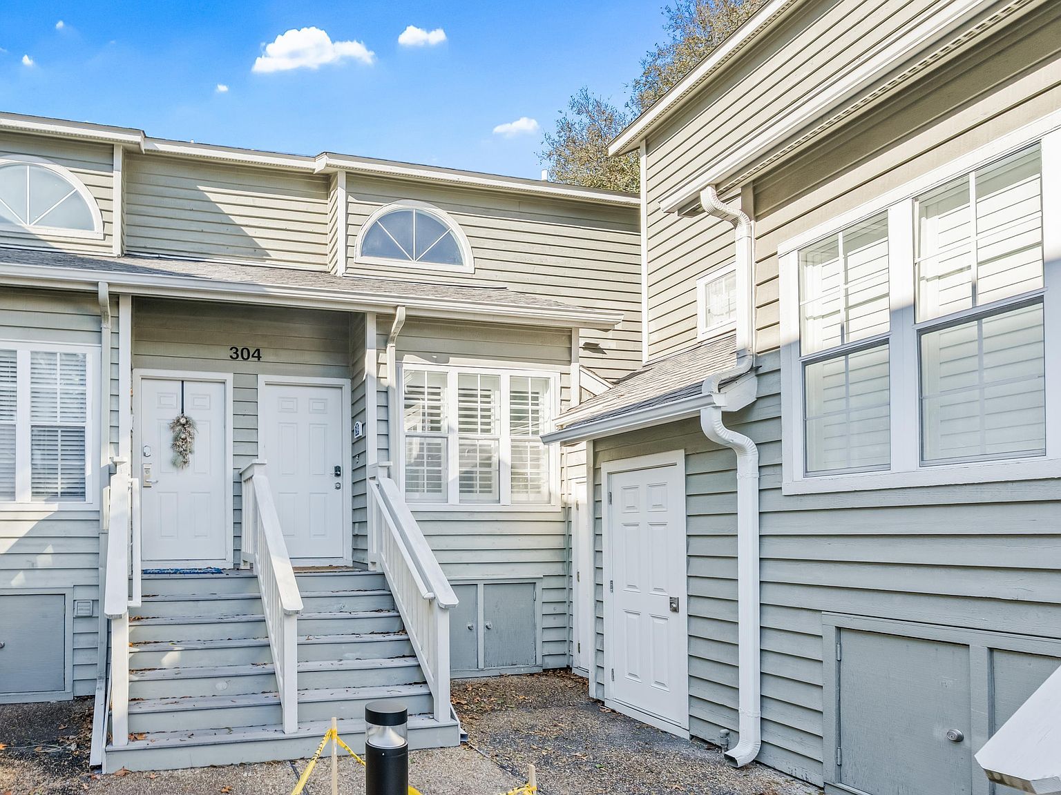 304 Cumberland Terrace Dr. #2-F