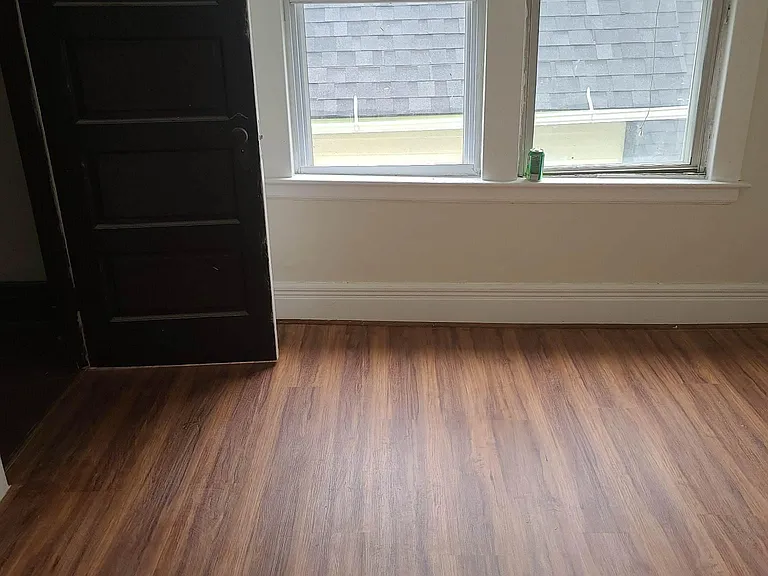 346 Landon St — Photo 8