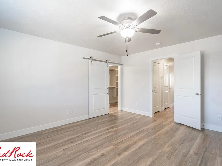 1005 N Tortoise Rock Dr #17 — Photo 4