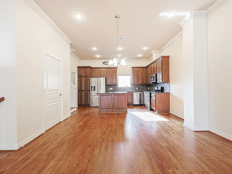 2540 Prospect St #C — Photo 8