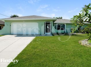 2110 SE 16th St, Cape Coral, FL 33990