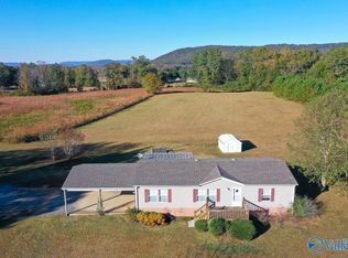 397 Walker Rd, Grant, AL 35747