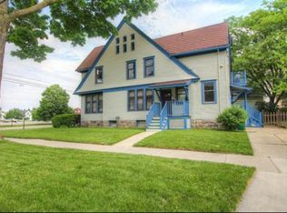 330 N Chestnut St, Lansing, MI 48933