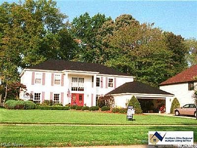 1st image of 15368 Parkwood Ln