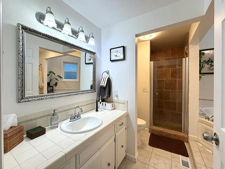 SW Oak Ct — Photo 9