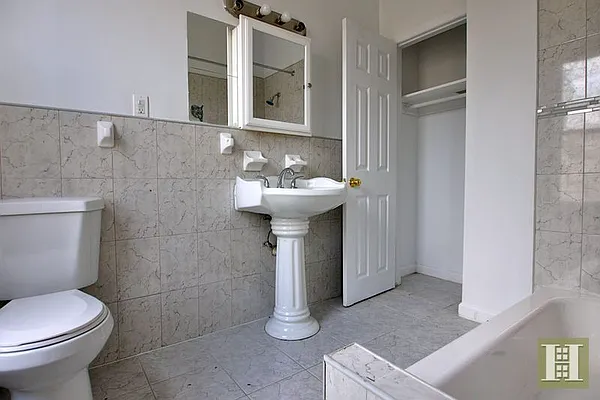 Rented by Halstead Real Estate | media 29