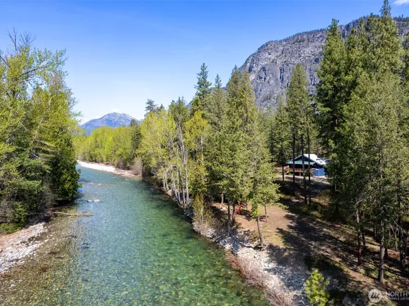 225 C Lost River Road, Mazama, WA 98833