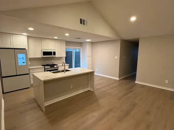 102 Cloudview Dr #B, Austin, TX 78745