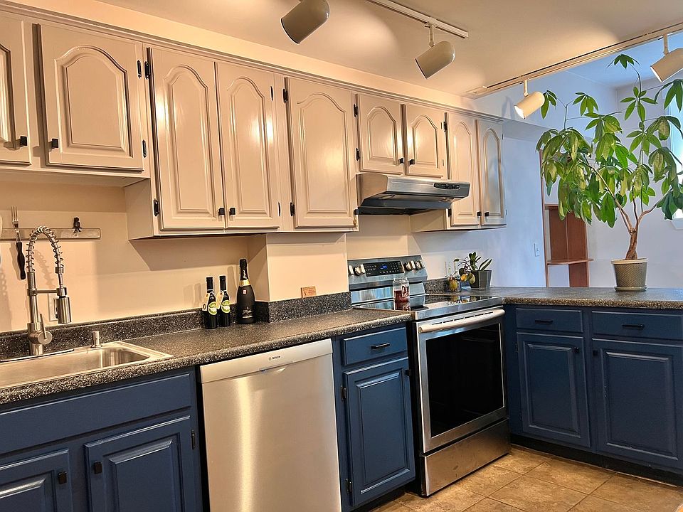 1st image of 245 Broadway APT 106