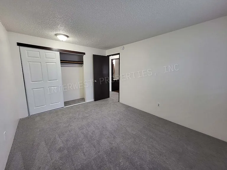 4440-4450 SE 26th Ave — Photo 12