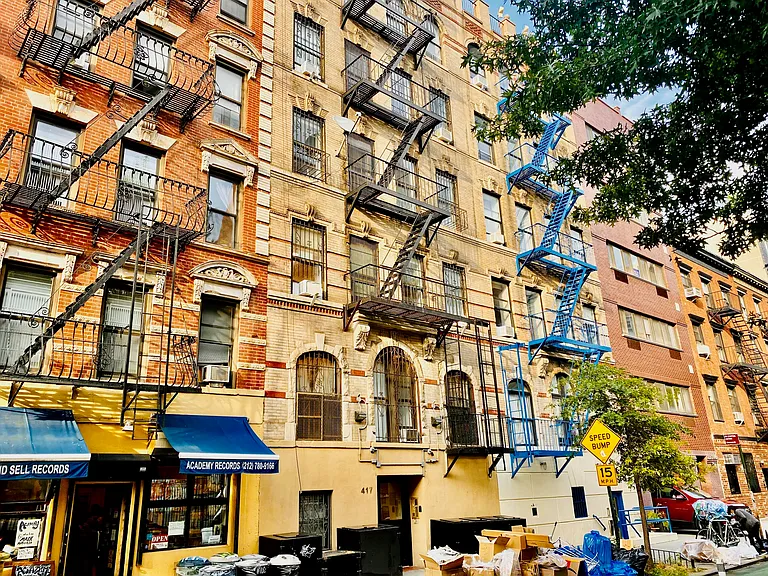 417 E 12th St #1D — Photo 16