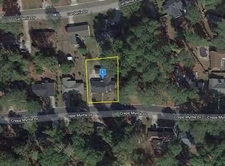 111 Crepe Myrtle Dr, Columbus, MS 39705