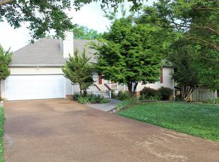 2836 Candlewicke Dr, Spring Hill, TN 37174