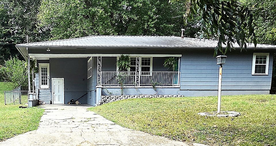 1st image of 708 N Oak St