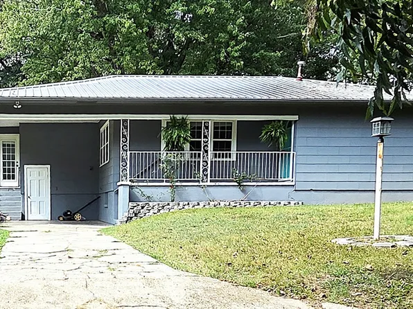 708 N Oak St, Harrison, AR 72601