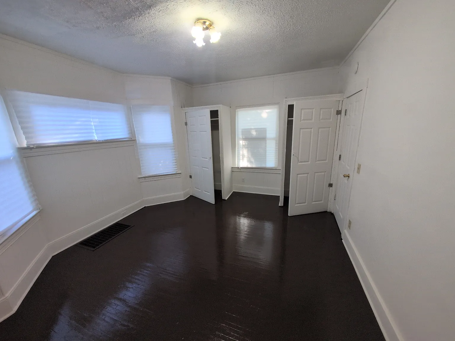 730 S 41st St — Photo 3