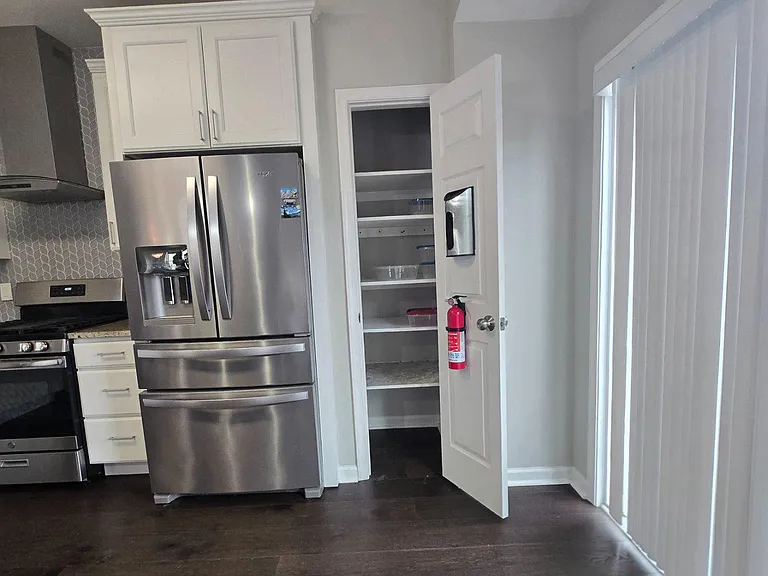 7811 New Ascot Ln — Photo 4