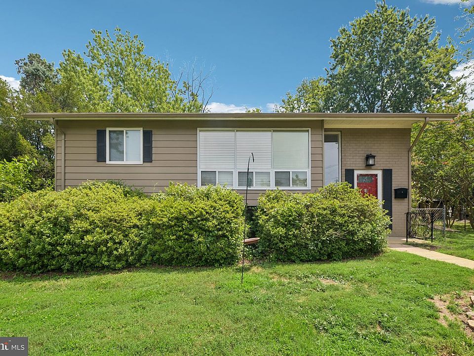 1st image of 4957 Regina Dr