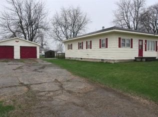 114 E Prairie St, Exline, IA 52555