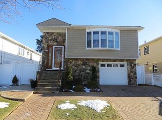 100 Berry Avenue, STATEN ISLAND, NY 10312