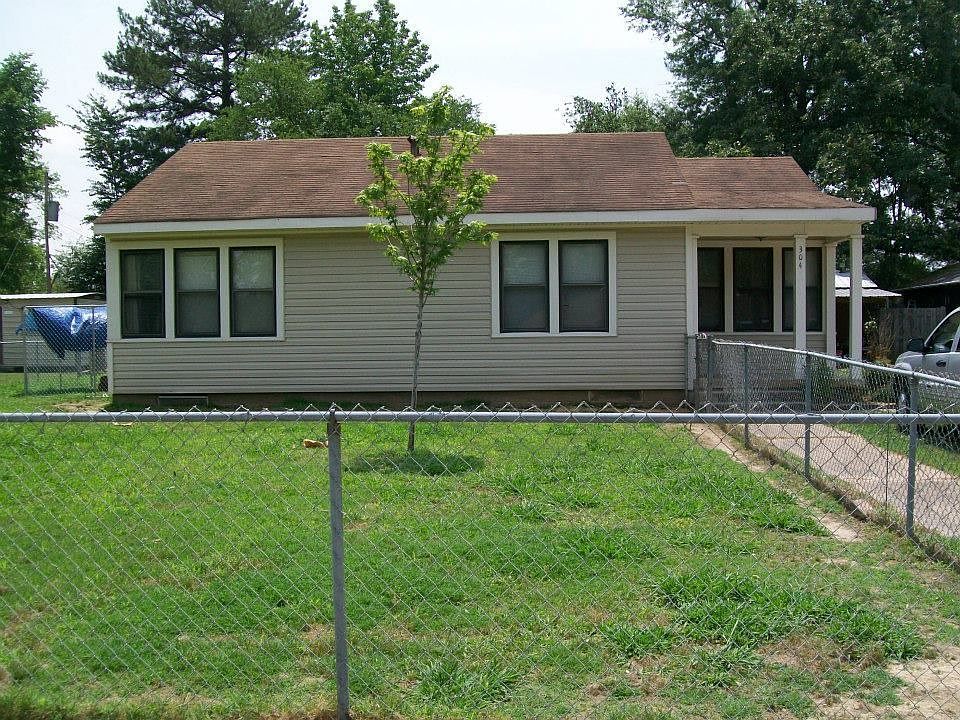 House and front yard