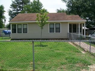 304 E Busbee St, East Camden, AR 71701