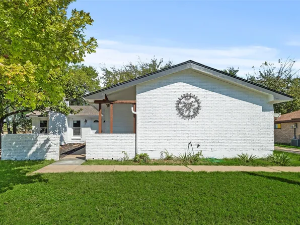 707 Live Oak Ct, Red Oak, TX 75154