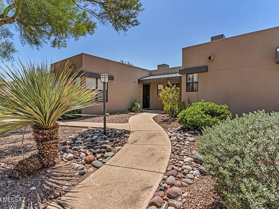 1st image of 5800 N Kolb Rd #Road10153