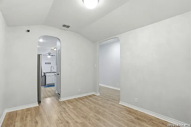 6034 Palmetto Way — Photo 3