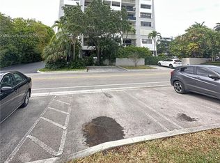 9300 Bay Harbor Ter APT 5B, Bay Harbor Islands, FL 33154