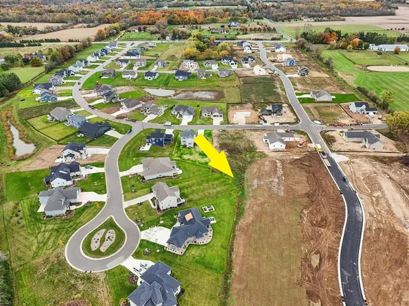 Lt75 RED HOLLY DRIVE, Germantown, WI 53022