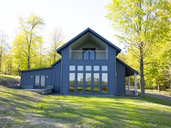 323 Haddock Hill Rd, Old Chatham, NY 12136